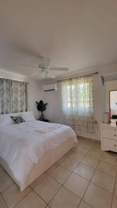 Playa Y Campo Getaway Apartment Isabela Eksteriør billede